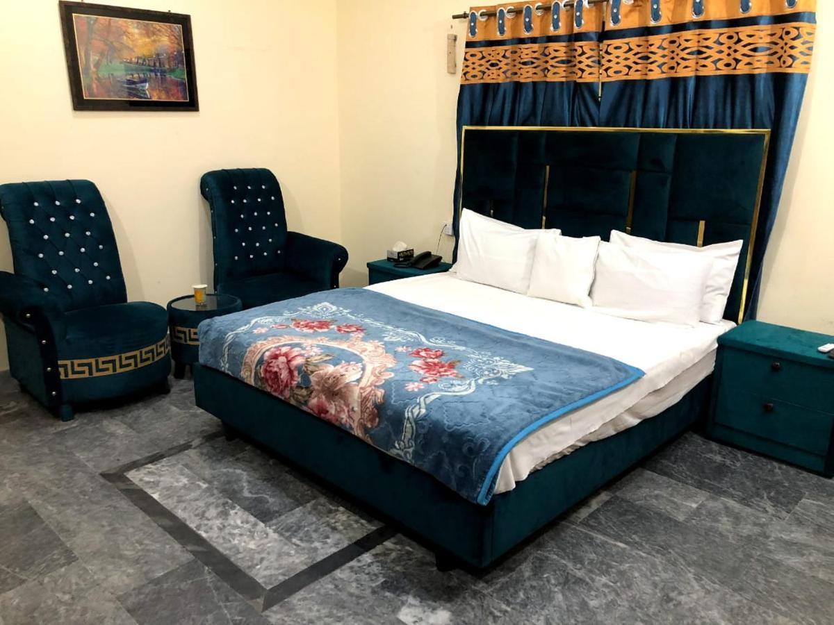 Hotel Air Inn Lahore Esterno foto