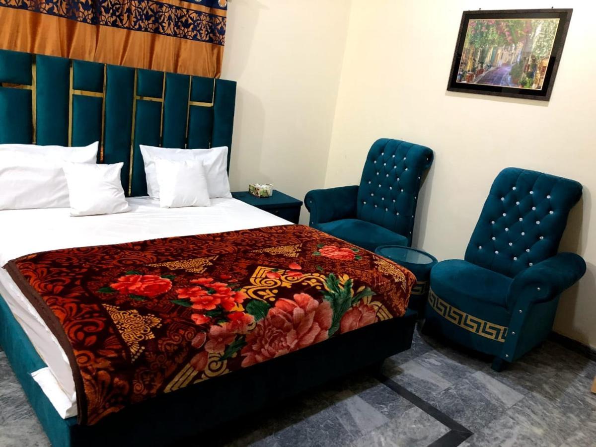 Hotel Air Inn Lahore Esterno foto